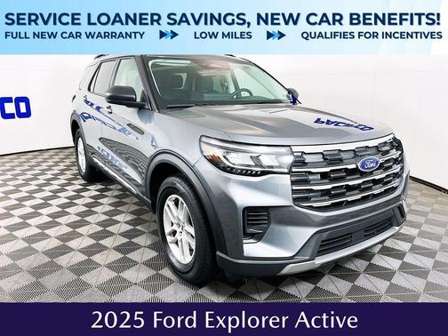 2025 Ford Explorer Active