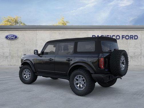 Shadow Black 2025 Ford Bronco Badlands