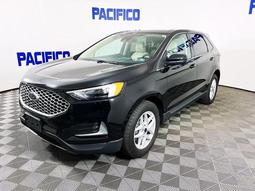 Black Metallic 2024 Ford Edge SEL
