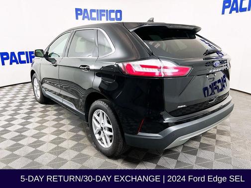 Black Metallic 2024 Ford Edge SEL