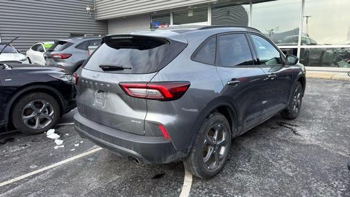 2025 Ford Escape ST-Line