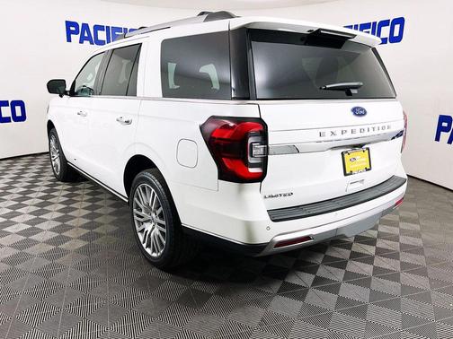 White Metallic 2023 Ford Expedition Limited