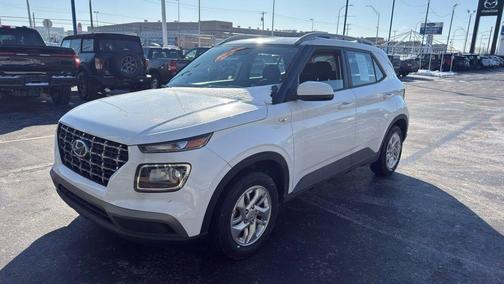 2020 Hyundai VENUE SEL