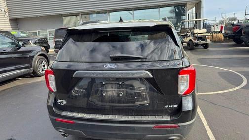 Black Metallic 2023 Ford Explorer XLT