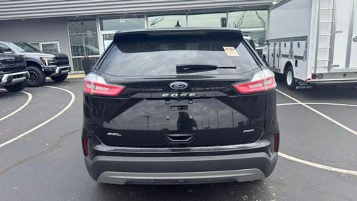 Black Metallic 2024 Ford Edge SEL