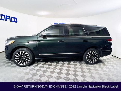 2022 Lincoln Navigator Black Label