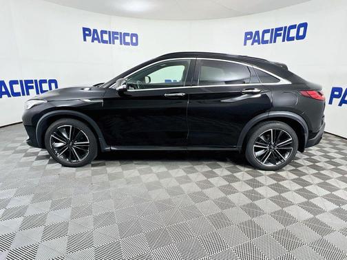 Black Obsidian 2022 INFINITI QX55 LUXE