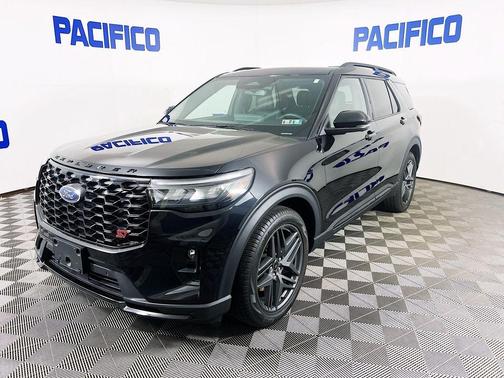 Black Metallic 2025 Ford Explorer ST