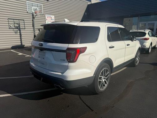 2017 Ford Explorer sport