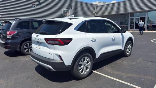 Oxford White 2024 Ford Escape Active