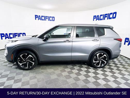 2022 Mitsubishi Outlander SE