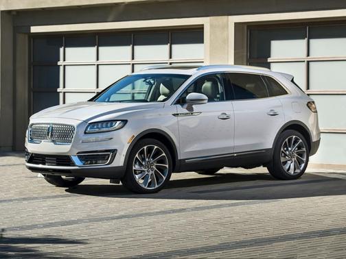 Mocha 2019 Lincoln Nautilus Select
