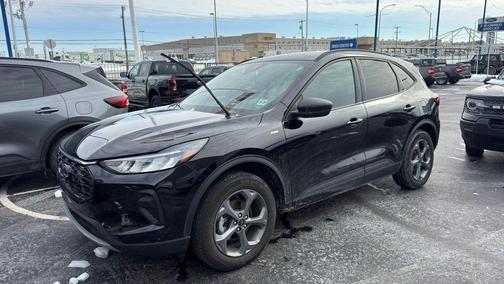 2025 Ford Escape ST-Line