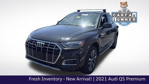 Mythos Black Metallic 2021 Audi Q5 45 Premium