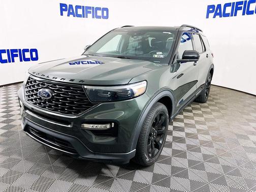 2022 Ford Explorer ST-Line