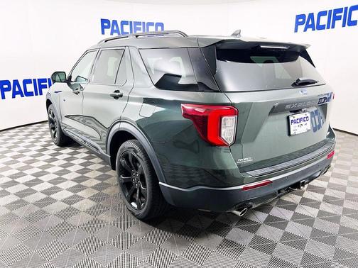 2022 Ford Explorer ST-Line