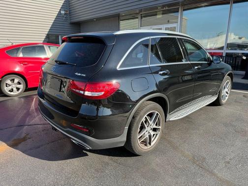 2016 Mercedes-Benz GLC-Class GLC 300 4MATIC