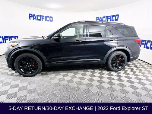 2022 Ford Explorer ST