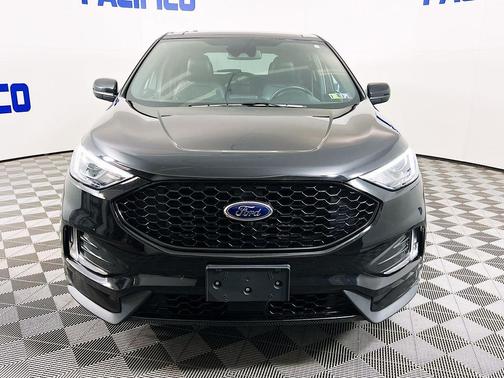 2022 Ford Edge ST Line