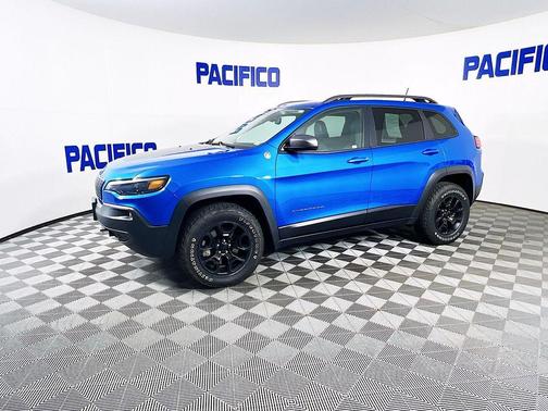 2020 Jeep Cherokee Trailhawk