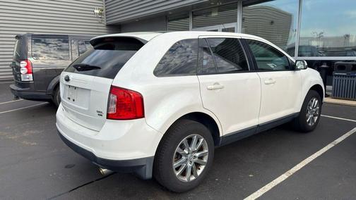 White Platinum Clearcoat Metallic 2013 Ford Edge SEL