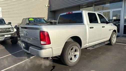 Bright Silver Clearcoat Metallic 2018 RAM 1500 Express