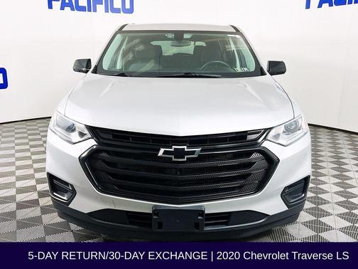 Silver Ice Metallic 2020 Chevrolet Traverse LS