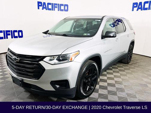 Silver Ice Metallic 2020 Chevrolet Traverse LS