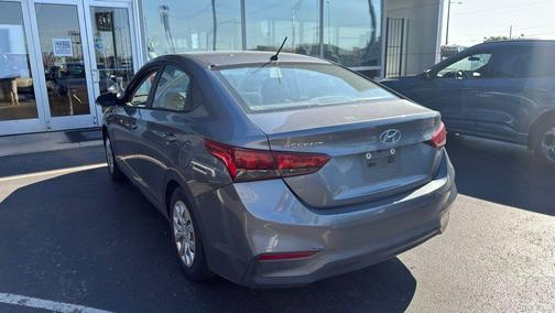 Urban Gray Metallic 2019 Hyundai Accent SE