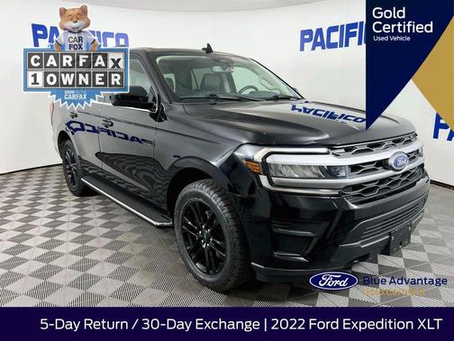 Black Metallic 2022 Ford Expedition XLT