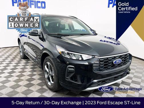Agate Black Metallic 2023 Ford Escape ST-Line
