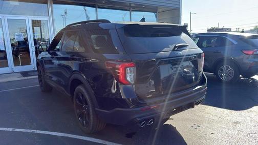 Black Metallic 2024 Ford Explorer ST