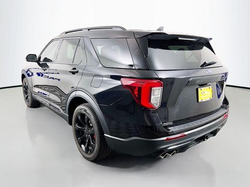 Black Metallic 2024 Ford Explorer ST