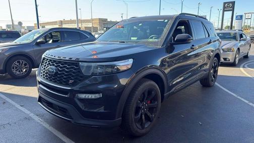 Black Metallic 2024 Ford Explorer ST