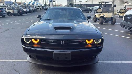 Pitch Black Clearcoat 2019 Dodge Challenger R/T