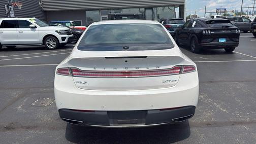 White Platinum Clearcoat Metallic 2018 Lincoln MKZ Reserve
