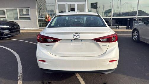 2018 Mazda Mazda3 Touring