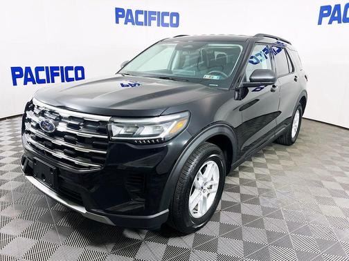 Agate Black Metallic 2026 Ford Explorer Active