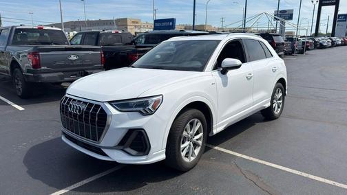 Arkona White 2025 Audi Q3 45 S line Premium