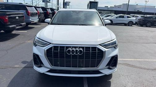 Arkona White 2025 Audi Q3 45 S line Premium