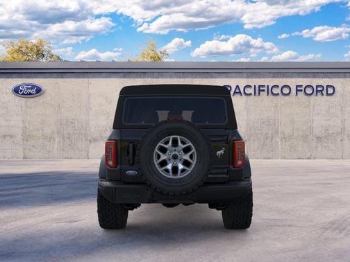 Shadow Black 2025 Ford Bronco Badlands