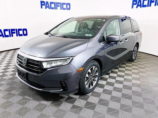 Modern Steel Metallic 2023 Honda Odyssey EX-L