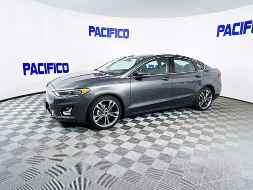 2020 Ford Fusion Titanium