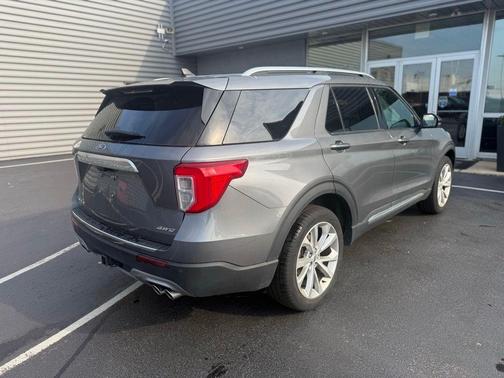 2022 Ford Explorer Platinum