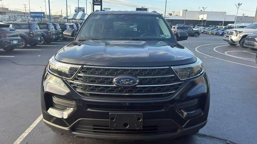 Black Metallic 2023 Ford Explorer XLT