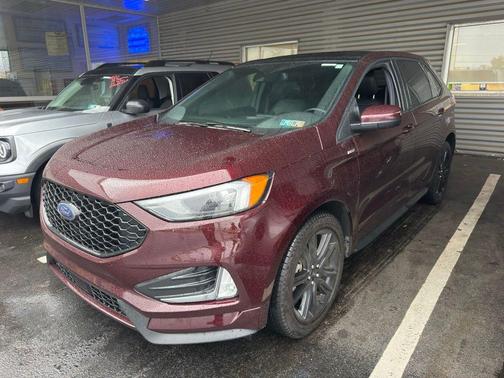 2022 Ford Edge ST Line