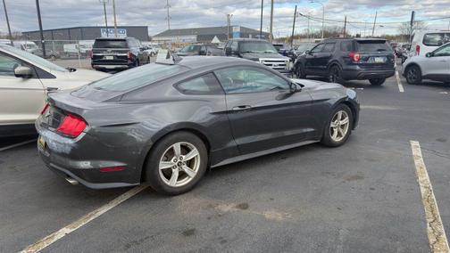 2020 Ford Mustang EcoBoost