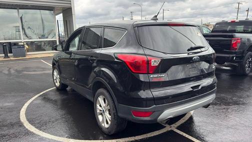 Black Metallic 2019 Ford Escape SE