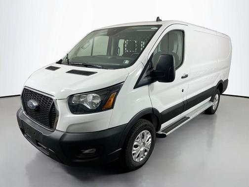 Oxford White 2025 Ford Transit-250 Base