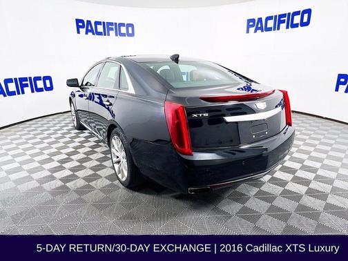 2016 Cadillac XTS Luxury Collection